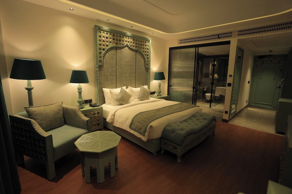 Suite Room