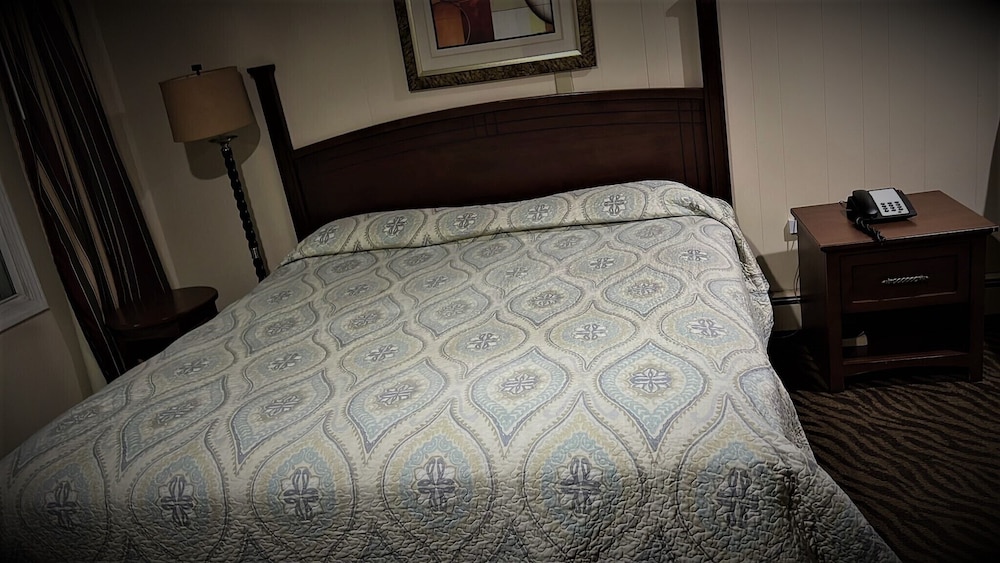 Standard Room, 1 King Bed, Smoking photo 1