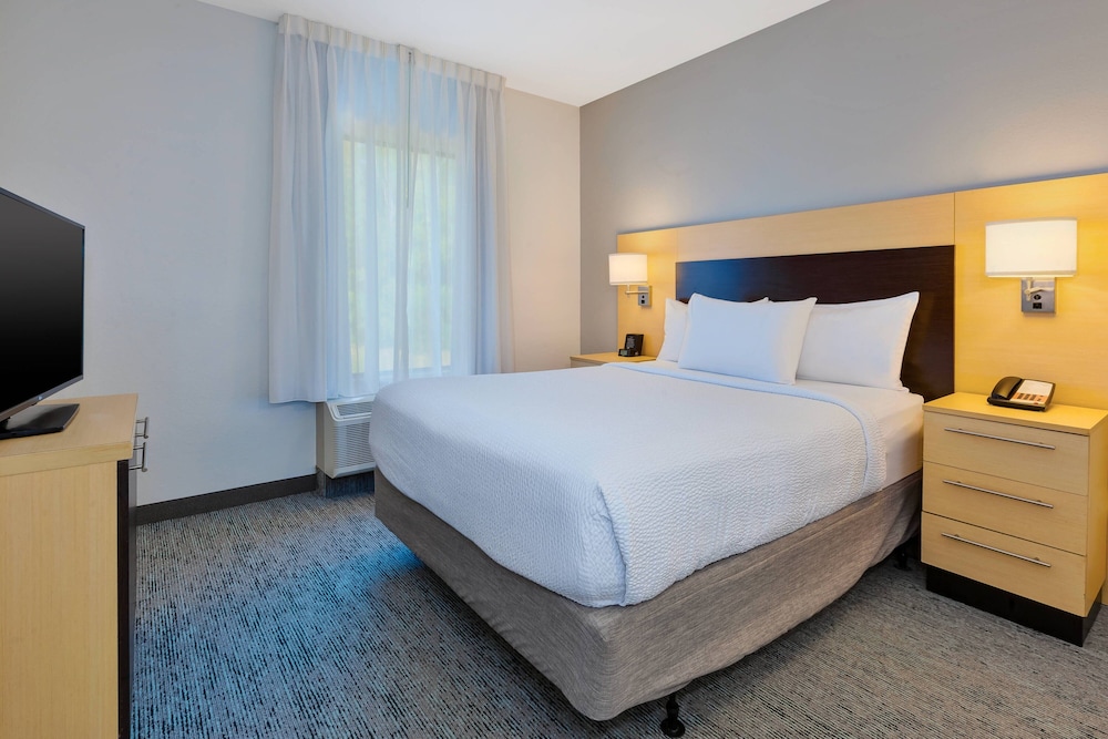 Suite, 1 Bedroom (Hearing Accessible) photo 1