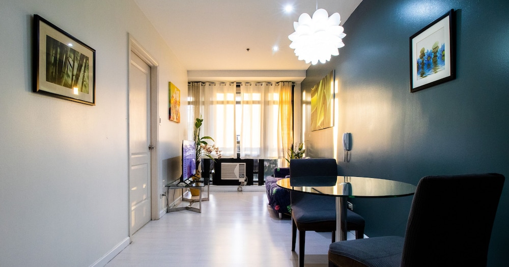 Traditional Apartment, 1 Bedroom, Balcony, City View