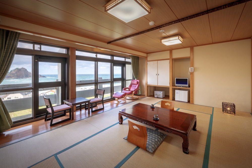 Japanese Room, 12 Tatami Mats, Ocean View, Smoking