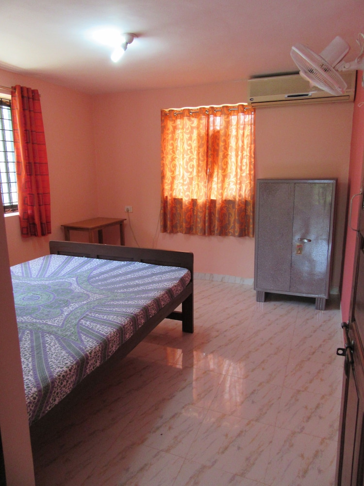 Family Villa, 4 Bedrooms (4 queen beds + 5 single beds), 2 Bathrooms, Mountainside photo 1
