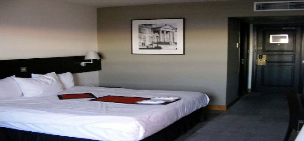 Executive Room photo 1