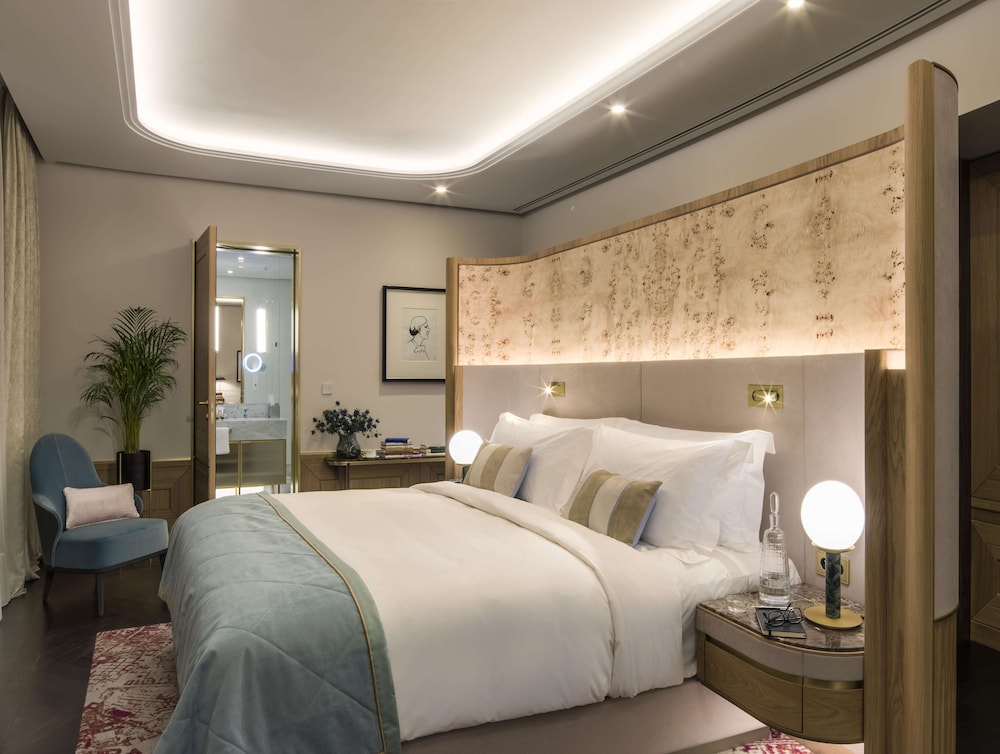 Deluxe Room, 1 King Bed