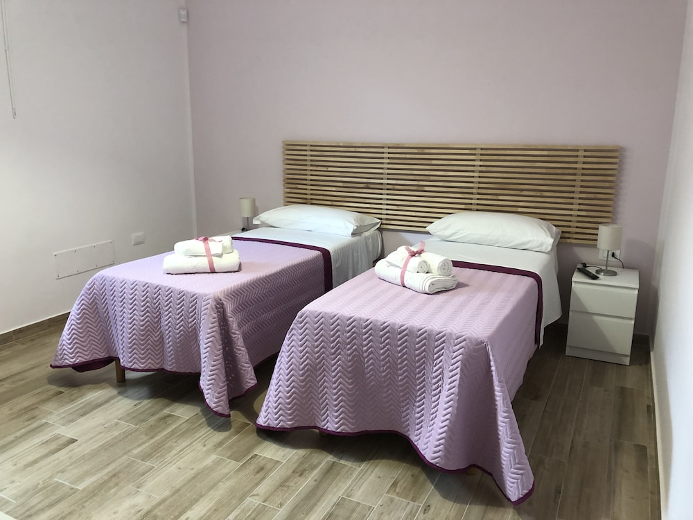 Quadruple Room, Ensuite photo 2