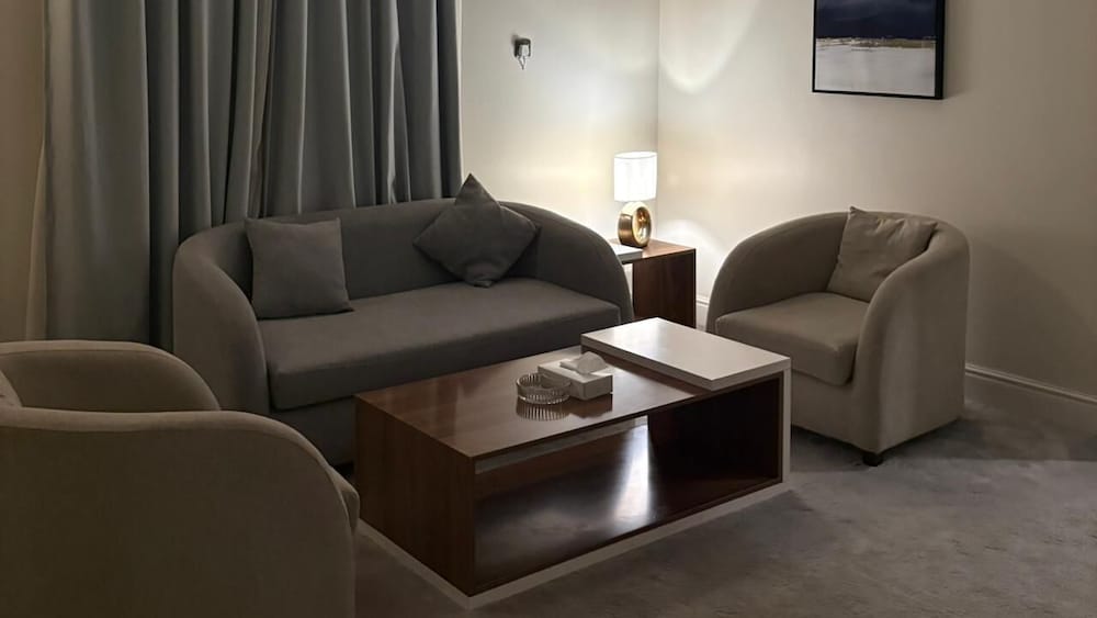 Deluxe Suite photo 1