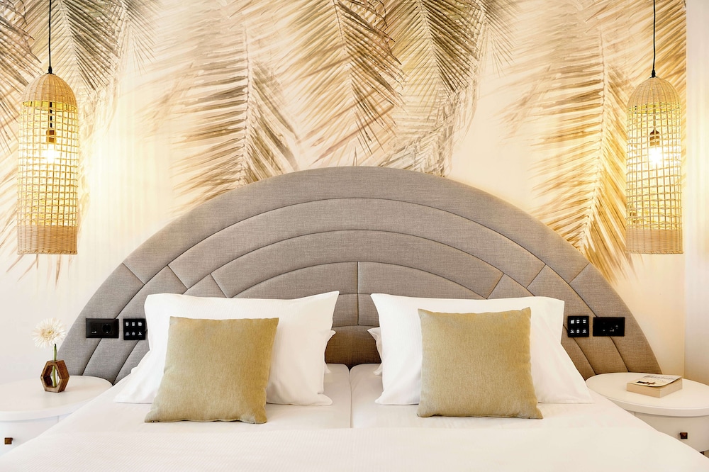 Standard Double Room, Sea View (with Whirlpool) photo 2