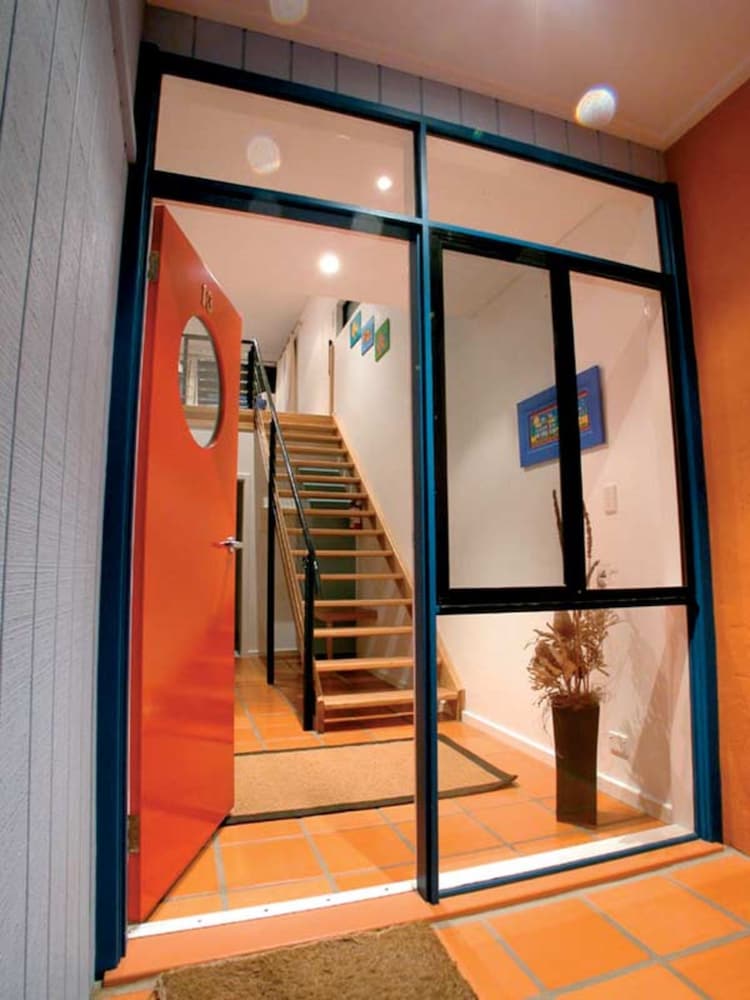 Deluxe Apartment, 2 Bedrooms, Non Smoking, Kitchen photo 2