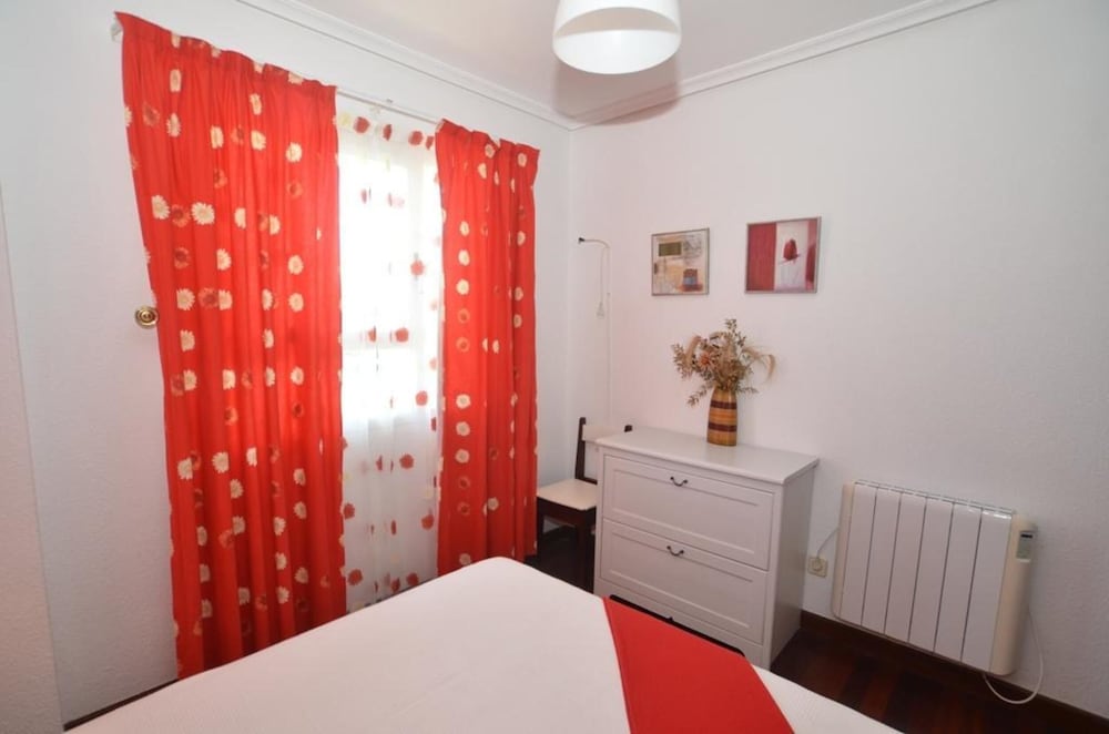 Family Apartment, 2 Bedrooms, Mountain View photo 2