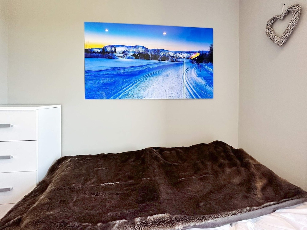 Apartment photo 2