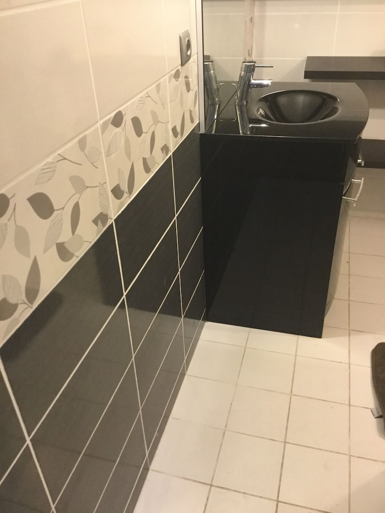 Double Room, Non Smoking, Shared Bathroom (A) photo 2