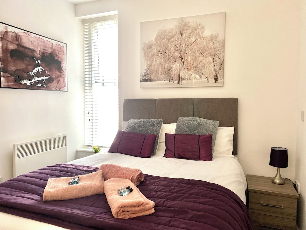 Double Room, 1 Double Bed, Non Smoking, Ensuite photo 2