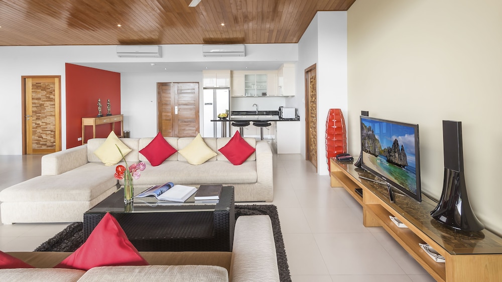 Two Bedroom Private Pool Penthouse - Photo 7