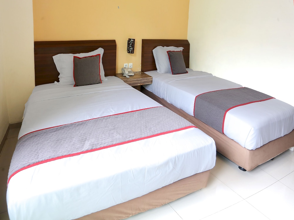 Deluxe Twin Room - Photo 3