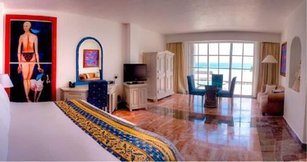 King Bed Ocean View - Photo 5