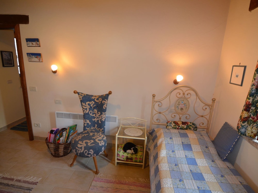 Apartment photo 3