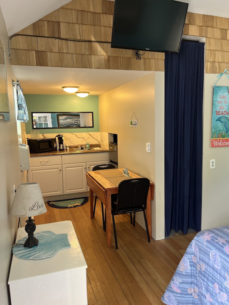 Basic Room, 1 Bedroom, Hot Tub photo 3