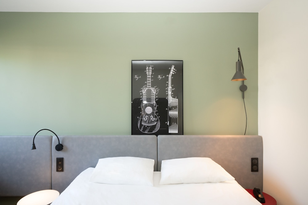 Standard Room, 1 Double Bed - Photo 4