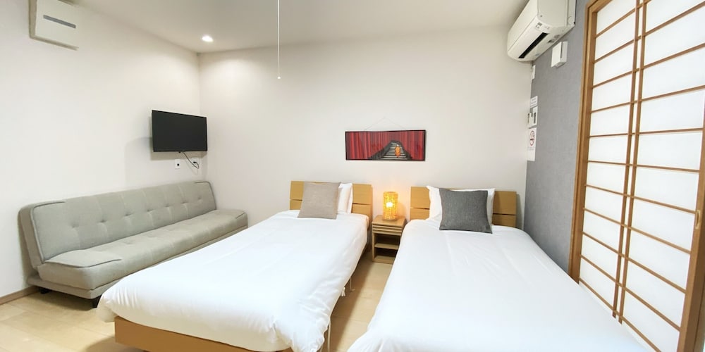 Superior Twin Room, Multiple Beds, Non Smoking, Private Bathroom