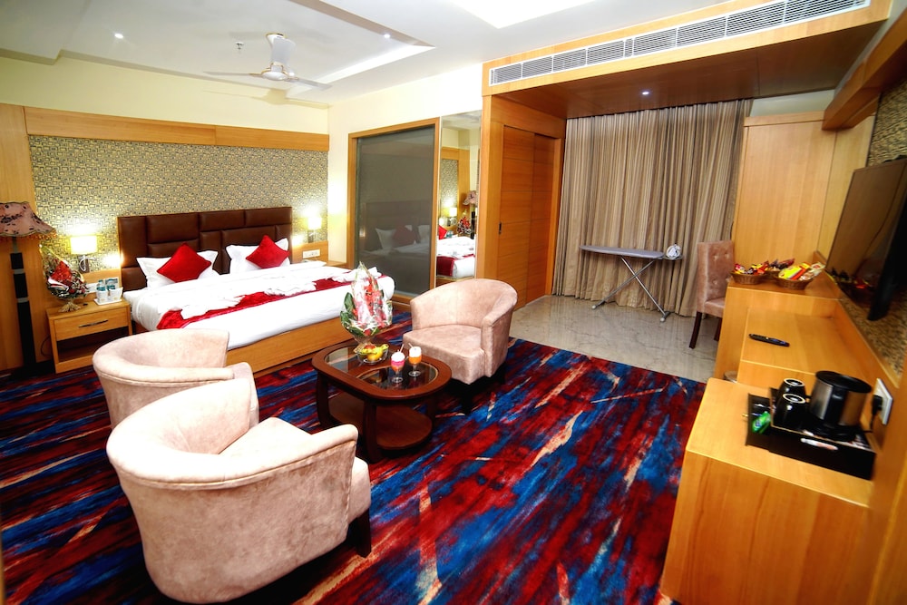 Executive Room, 1 Double Bed, City View - Photo 1