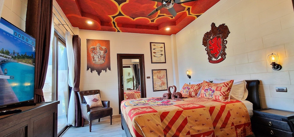 room photo