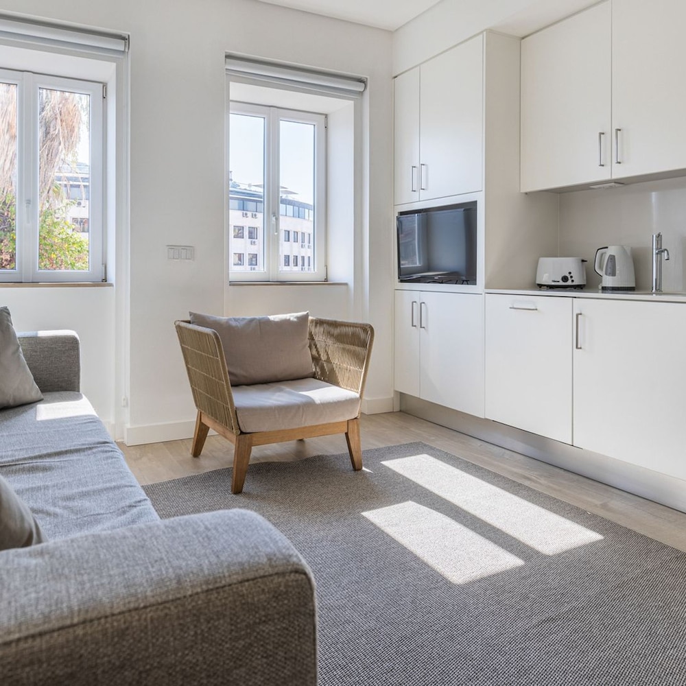 Apartment photo 1