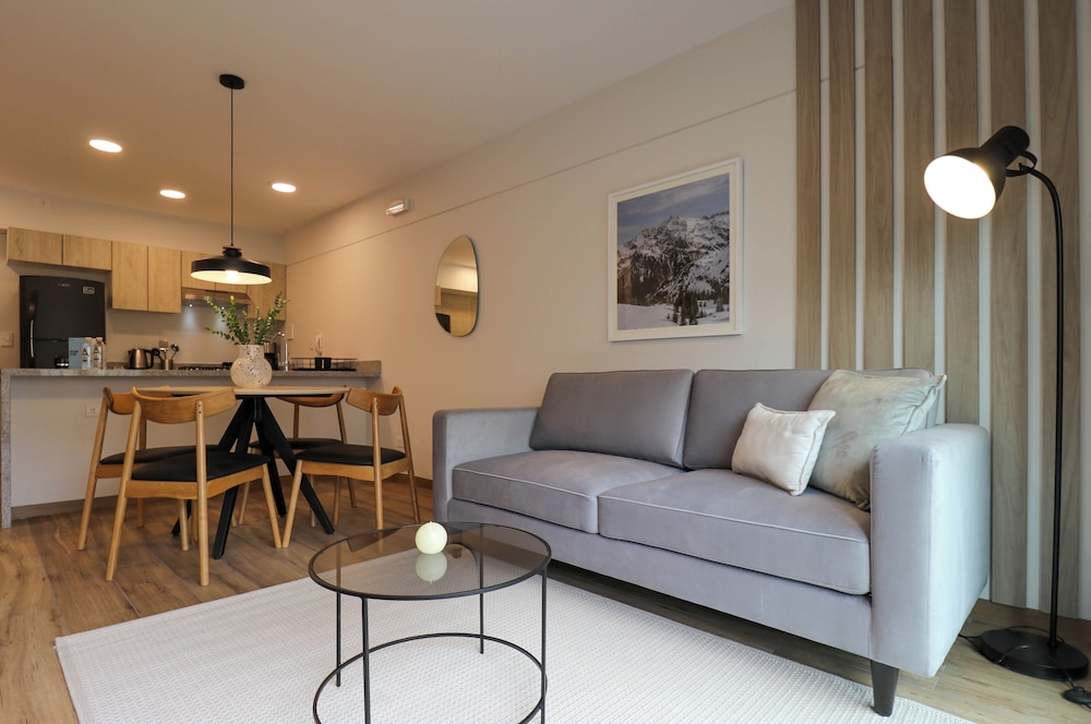 Apartment, 2 Bedrooms (804) photo 1