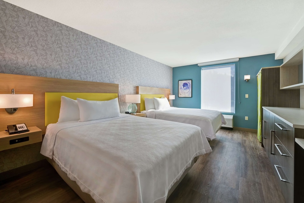 Studio, 2 Queen Beds, Accessible, Bathtub (Mobility & Hearing) - Photo 1