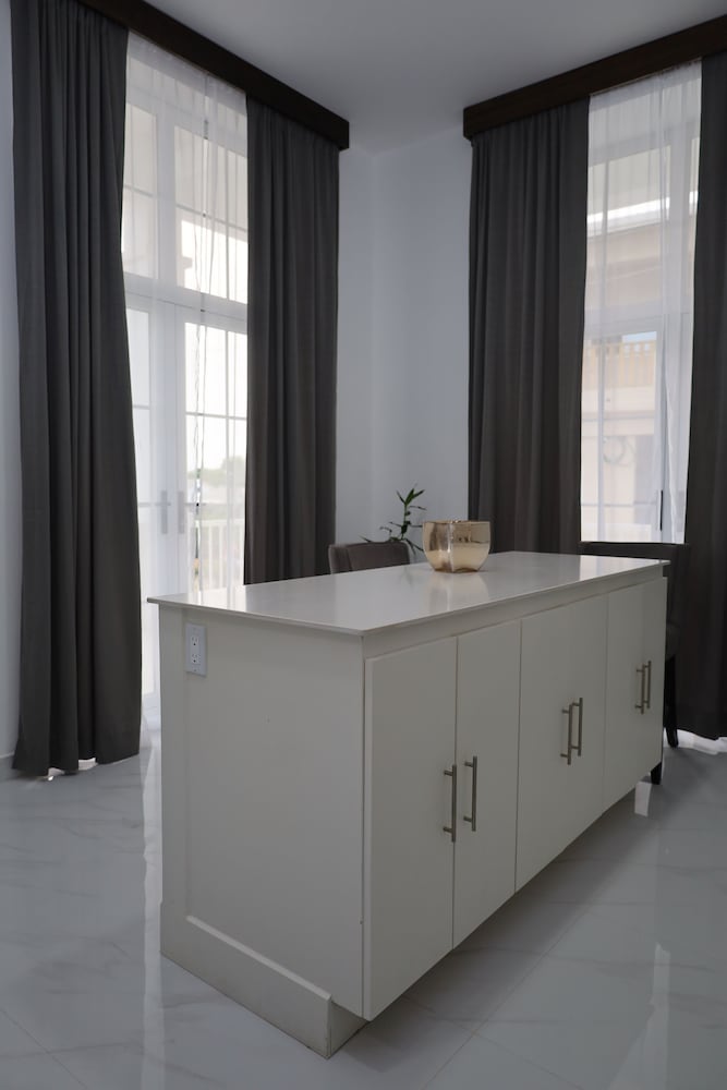 Luxury Apartment photo 3
