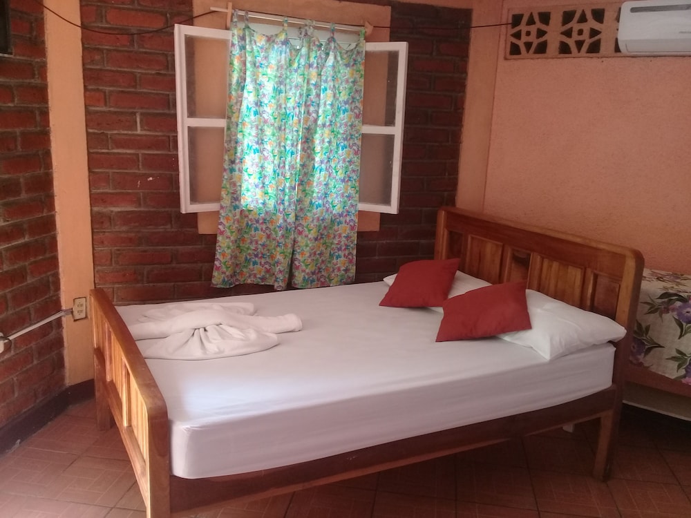Exclusive Bungalow, 2 Queen Beds, Non Smoking photo 3