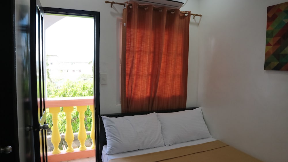 Standard Room photo 2
