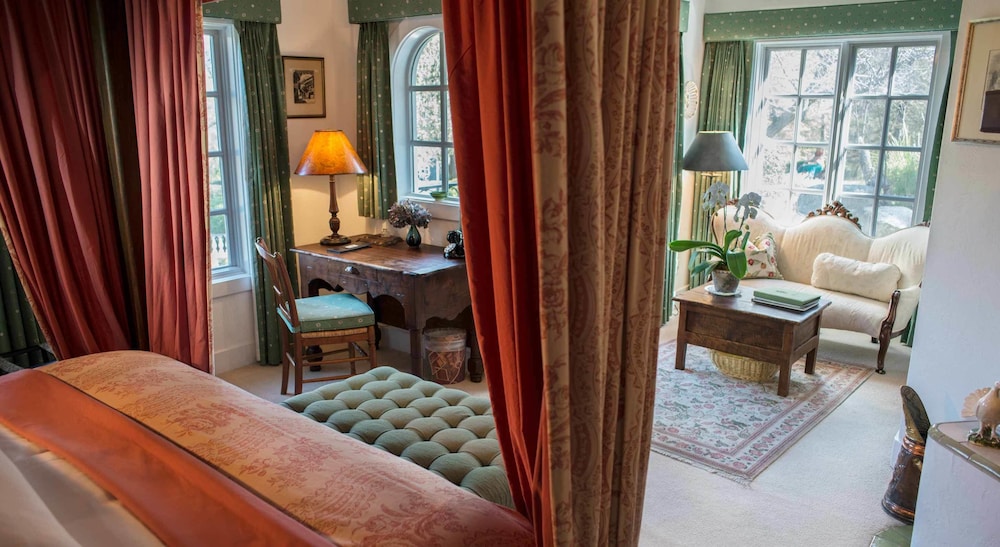 Classic Room, 1 King Bed, Garden View (The Sweet Geranium Room) photo 1