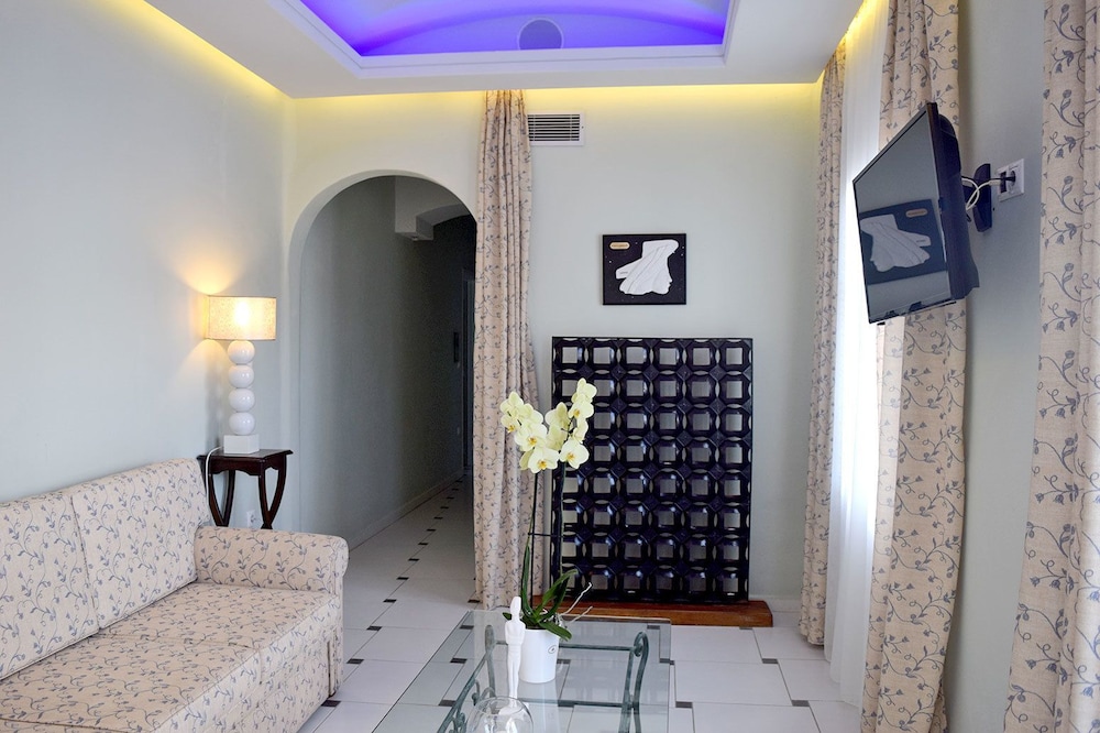Spa Suite, Sea View - Photo 8