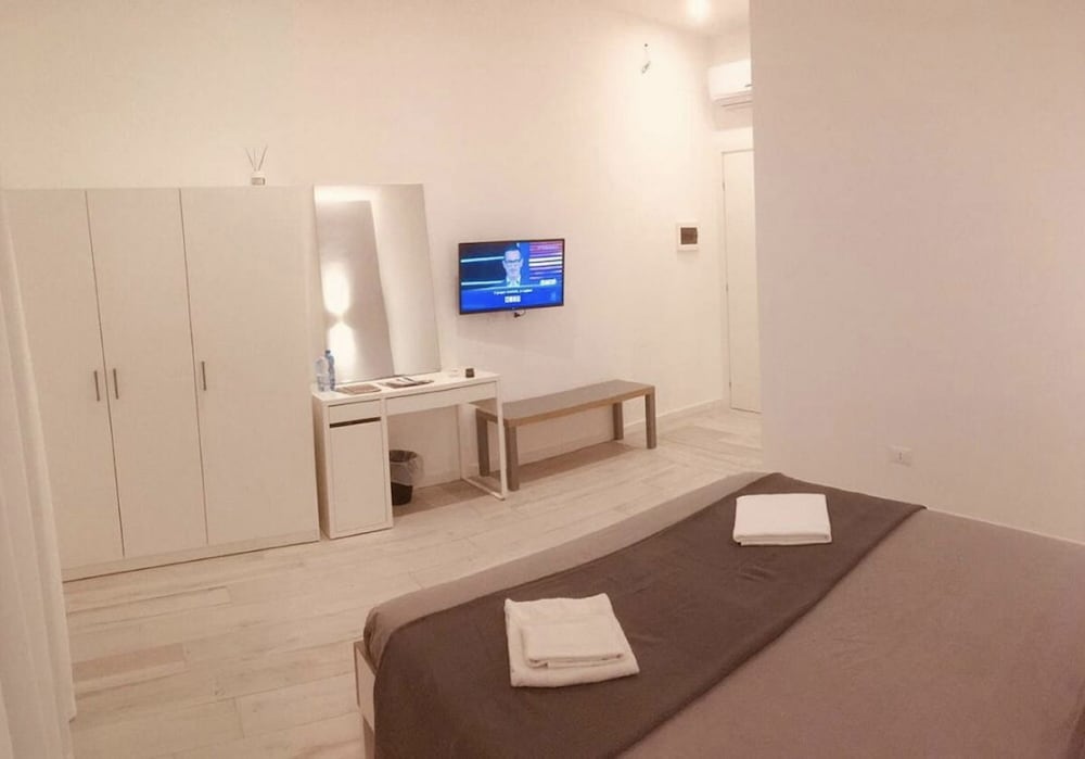 Premium Double Room, Ensuite - Photo 5