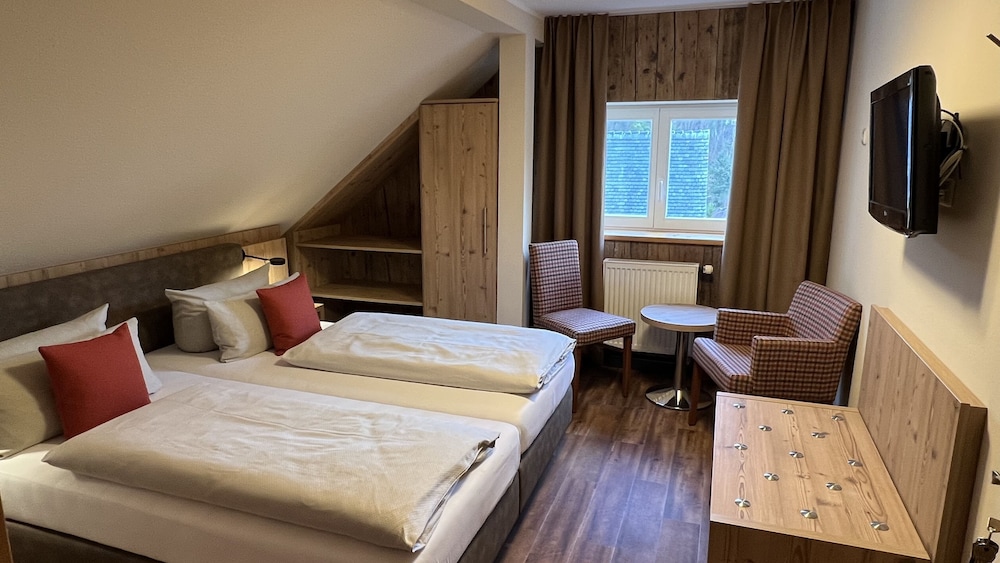 Basic Double Room