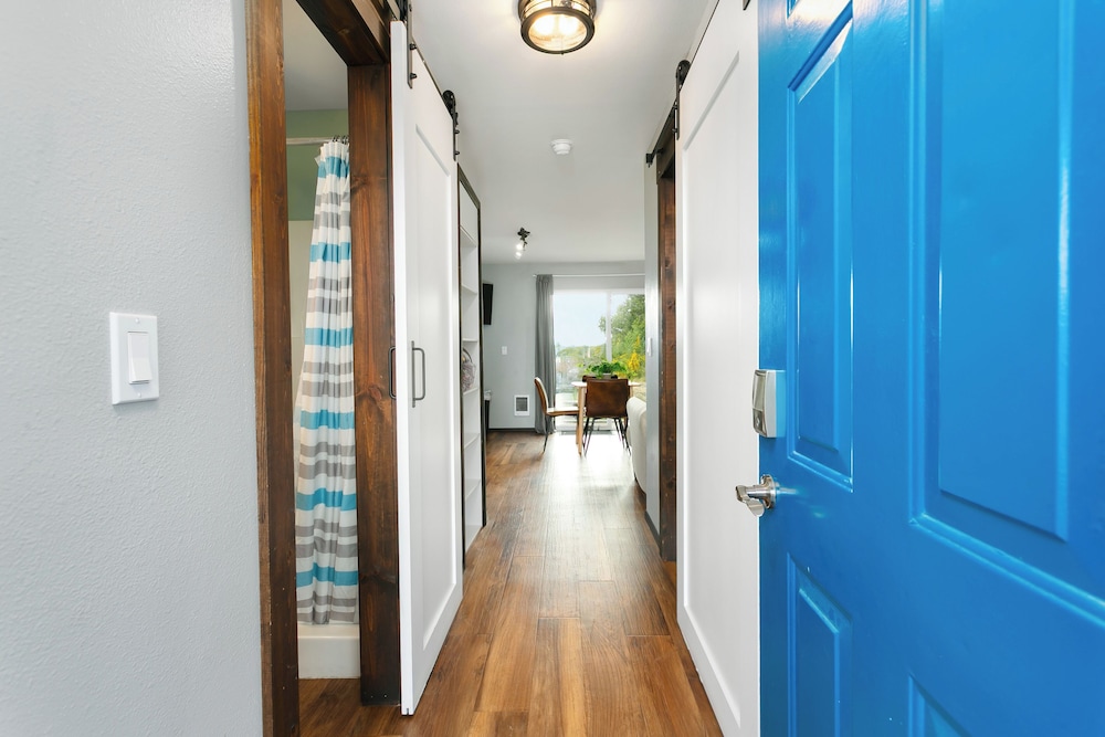 Family Room, Non Smoking, Pets Allowed photo 3