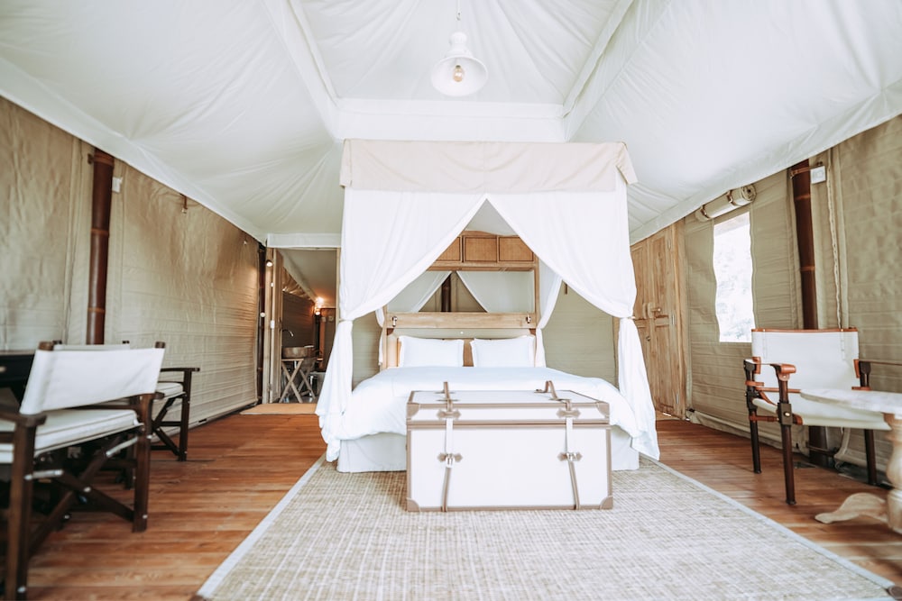 Tent - Photo 1