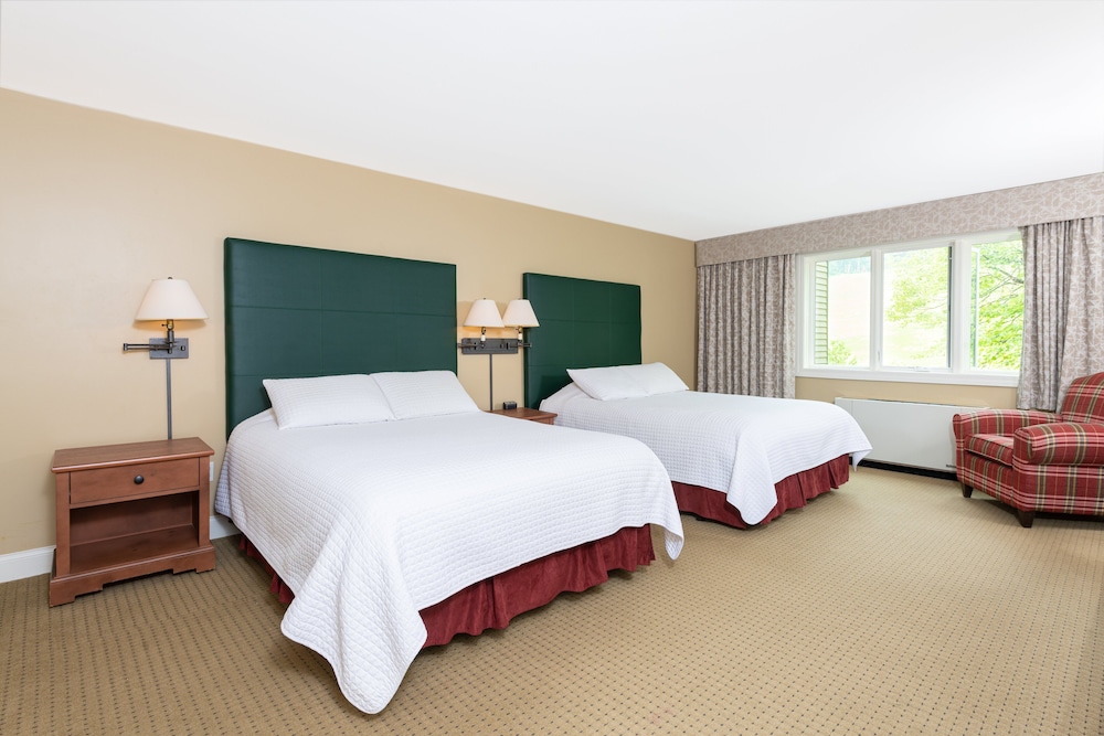 Room, 2 Queen Beds - Photo 3