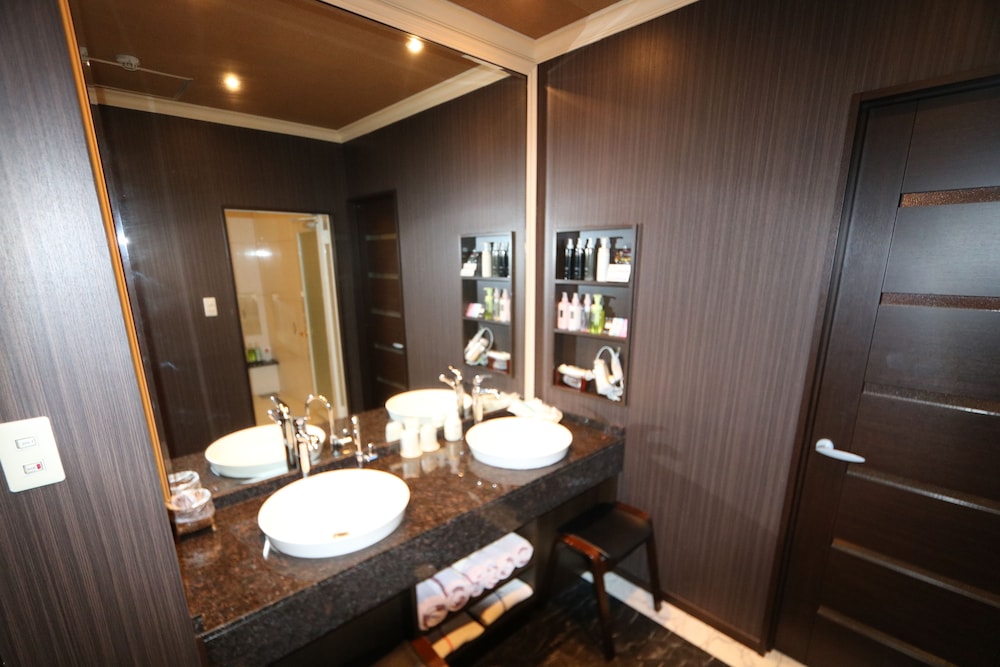 Deluxe Double Room, Smoking photo 3