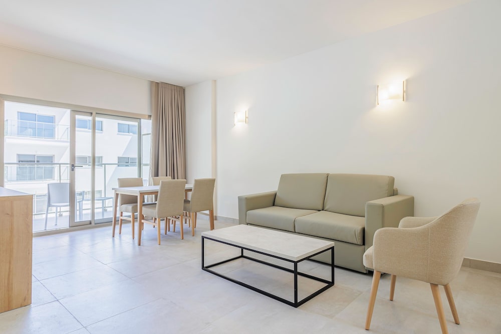 Apartment, 1 Bedroom (2 adults + 2 children) photo 2