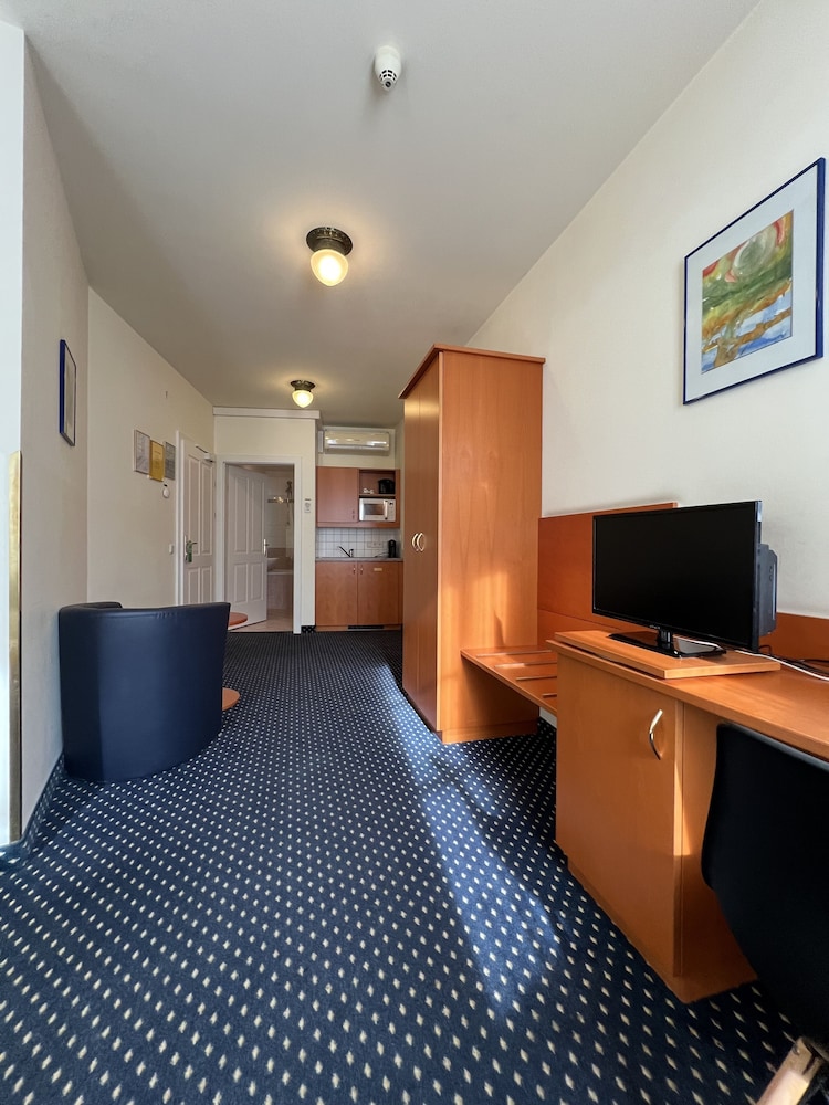 Standard Studio (Weekend Offer - Standard Studio)
