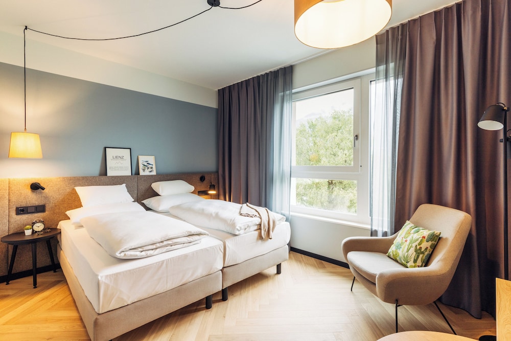 Standard Double or Twin Room photo 2