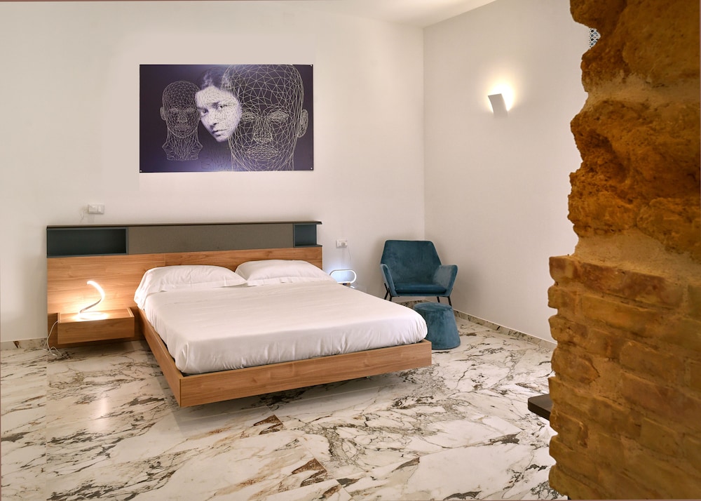 Deluxe Apartment, 1 Bedroom, Annex Building - Photo 1