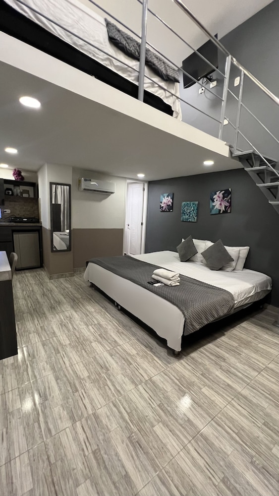 Family Quadruple Room photo 1