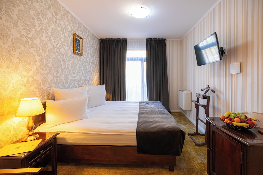 Standard Double Room, Balcony, City View