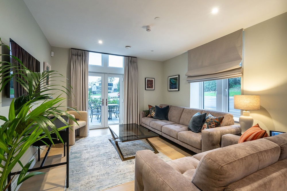 Premium Suite, 3 Bedrooms, Garden View