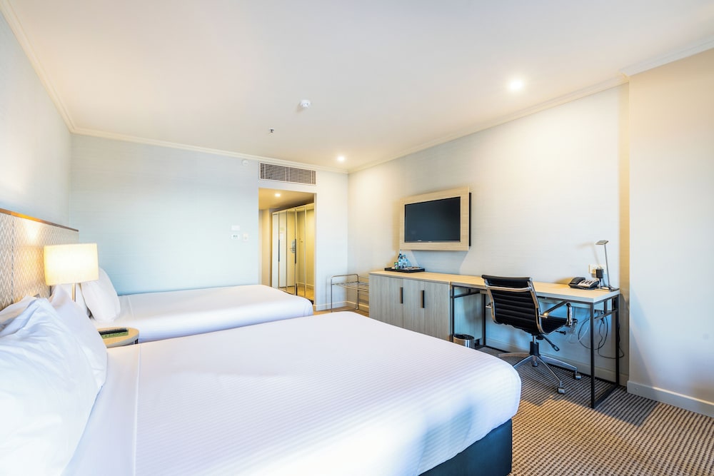 Standard Twin Room - City View - Photo 5