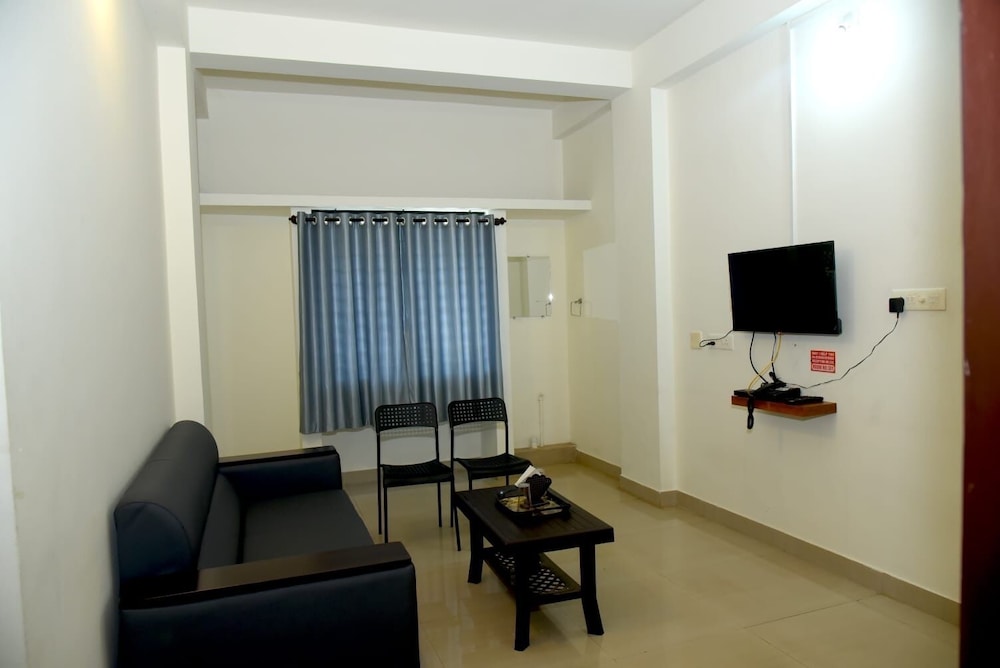 Family Room photo 1