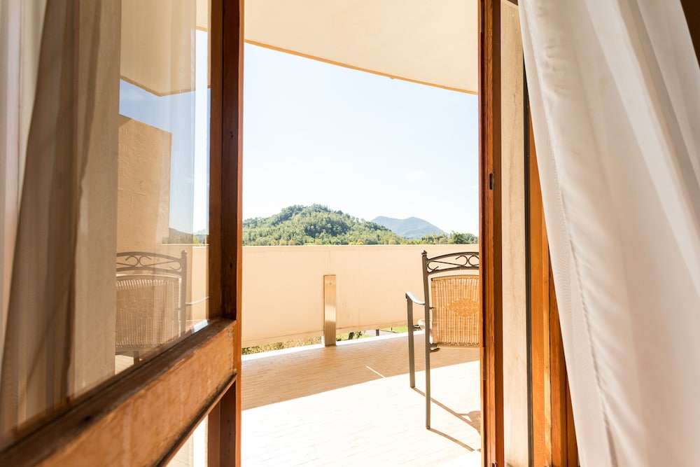 Junior Triple Room, Terrace - Photo 8