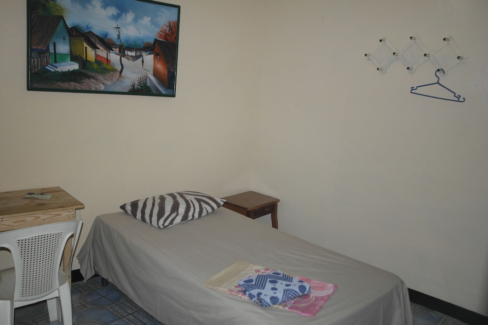 Basic Single Room, 1 Twin Bed photo 1
